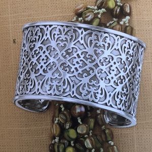 Vintage Silpada Sterling Silver Filigree Heart Scroll Cuff Bracelet R1697